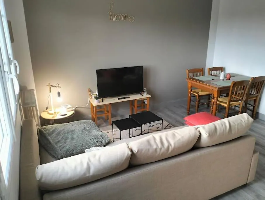Charmant Logement, Vue Sur Toulouse 1 Min Du Metro 0*,  프랑스
